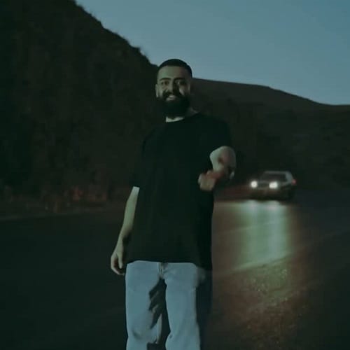 دانلود آهنگ علیراد با همون دستا که دستامو گرفتی دستاشو میگیری سفت