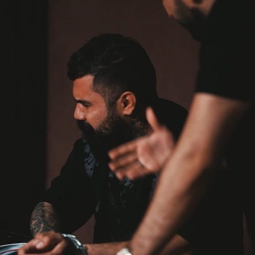 دانلود آهنگ فرهاد جهانگیری چه میدانی چه میکشه بدون تو این دل داغان