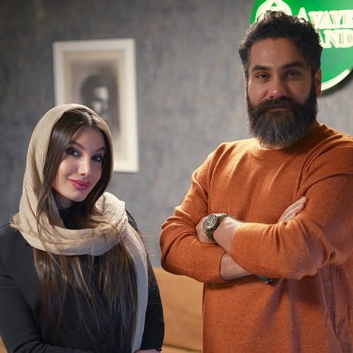 دانلود آهنگ سارا بالو تماشا کن منم تصویری از تنهایی یک آدم عاشق