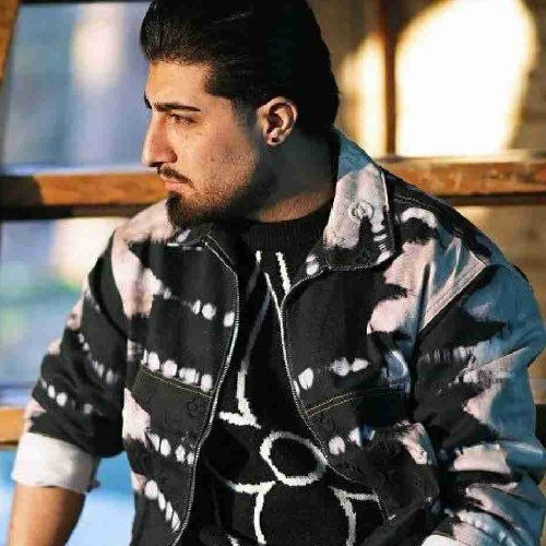 دانلود آهنگ امیر لیام هنوزم عکسات فیریکن هر بار تو کتم نرفته