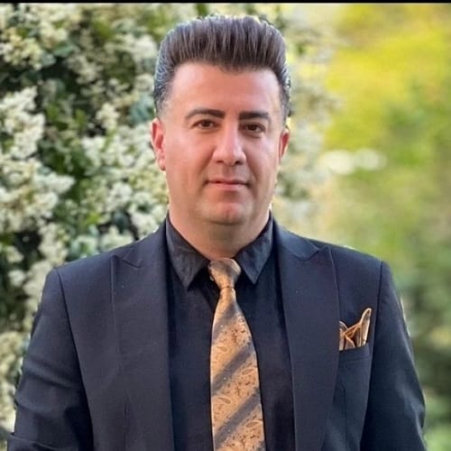 دانلود آهنگ اشکان سمیعی حواست بهم باشه پرزنت پزشکیان