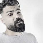 دانلود آهنگ سامان یاسین یکی بود یکی نبود زیر این گنبد شد تنمون کبود