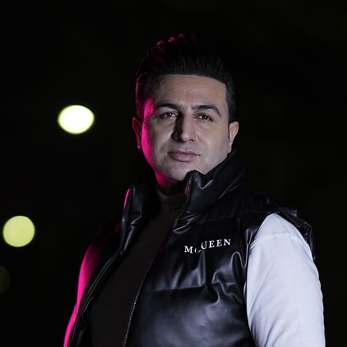 دانلود آهنگ مرتضی جعفرزاده هر شب با چشم گریون میرم به زیر بارون - آلیس موزیک