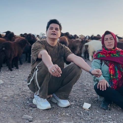 دانلود آهنگ علی برزنونی و بانو روستا زلف ها یاروم بی نظیره - آلیس موزیک