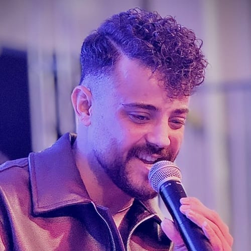 دانلود آهنگ محمد ملایی دیگه تنهاتر از این نمیشه باشم میدونی - آلیس موزیک